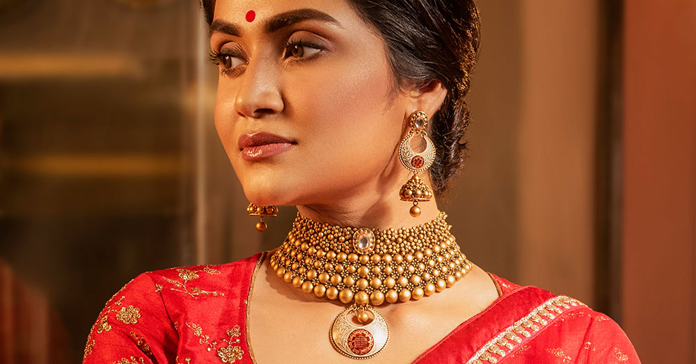 Antique Gold Necklace and Earrings
